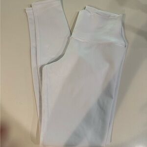 Women’s alo white leggings